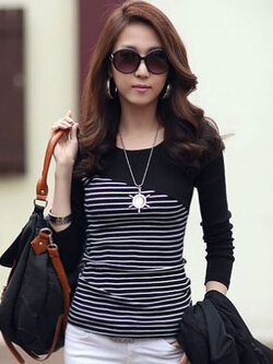 เสื้อแฟชั่นคอกลมแขนยาวต่อผ้าลายริ้ว เบสิคสไตล์ รหัส 1678-สีดำ