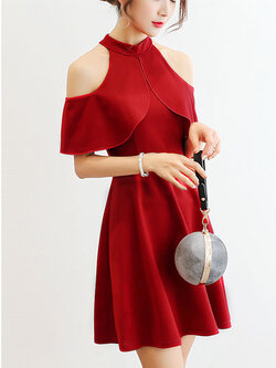 ชุดเดรสแฟชั่น แต่งเว้าไหล่ สวยหวานสไตล์เกาหลี รหัส 1702-สีแดงเข้ม