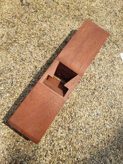 กบล้าง ตัวกบ ไม่มีอุปกรณ์ ขนาด 9 นิ้ว ไม้เนื้อแข็ง ไม่มีลิ่มทองเหลือง