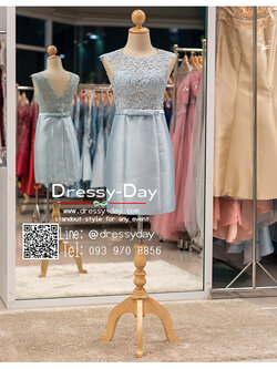 รหัส ชุดราตรี :PFS027 ชุดแซกผ้าลูกไม้งานสวย ชุดราตรีสั้นหรูสีฟ้าคาดเข็มขัดโบว์ช่วงเอว สวย สง่า ดูดีแบบเจ้าหญิง ใส่ไปงานแต่งงาน งานกาล่าดินเนอร์ งานเลี้ยง งานพรอม งานรับกระบี่