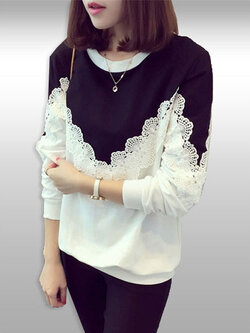 เสื้อแฟชั่นผู้หญิงสองสีแขนยาว คอกลม แต่งลูกไม้ รหัส 1434-ดำขาว