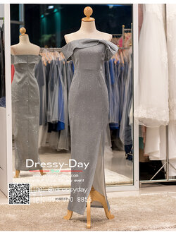 รหัส ชุดราตรียาว : PFL093 ชุดราตรียาว สีเทา/เงิน ไหล่ปาดทรงโบว์ เข้ารูป ผ้ากลิตเตอร์เล่นแสงถ่ายรูปออกมาสวยมากค่ะ ผ่าด้านข้างสุดเซ็กซี่ เหมาะใส่ออกงานกลางคืน งานแต่งงาน งานกาล่าดินเนอร์ งานเลี้ยง งานพรอม งานรับกระบี่ สำเนา