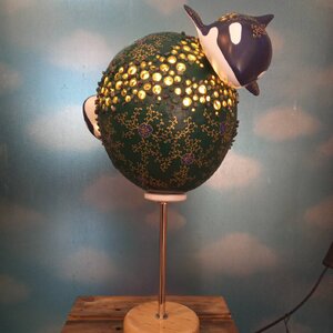 การนำกระดาษเหลือใช้มาทำงานศิลปะ