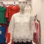เสื้อลูกไม้สีขาว
