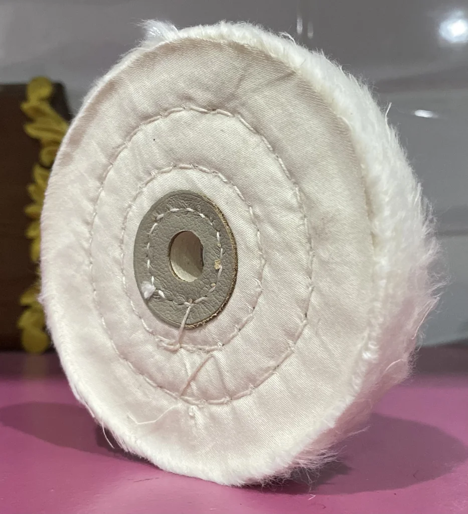 ปัดเงา ล้อขัดเงาผ้าขาวนิ่มขอบปุย 4นิ้วหนา15มม.P50 COTTON WHEEL WHITE 4" (100MM.) ตอกหนัง ขัดเงา จิวเวลลี่ งานที่ต้องการความละเอียดมาก โลหะ อโลหะ